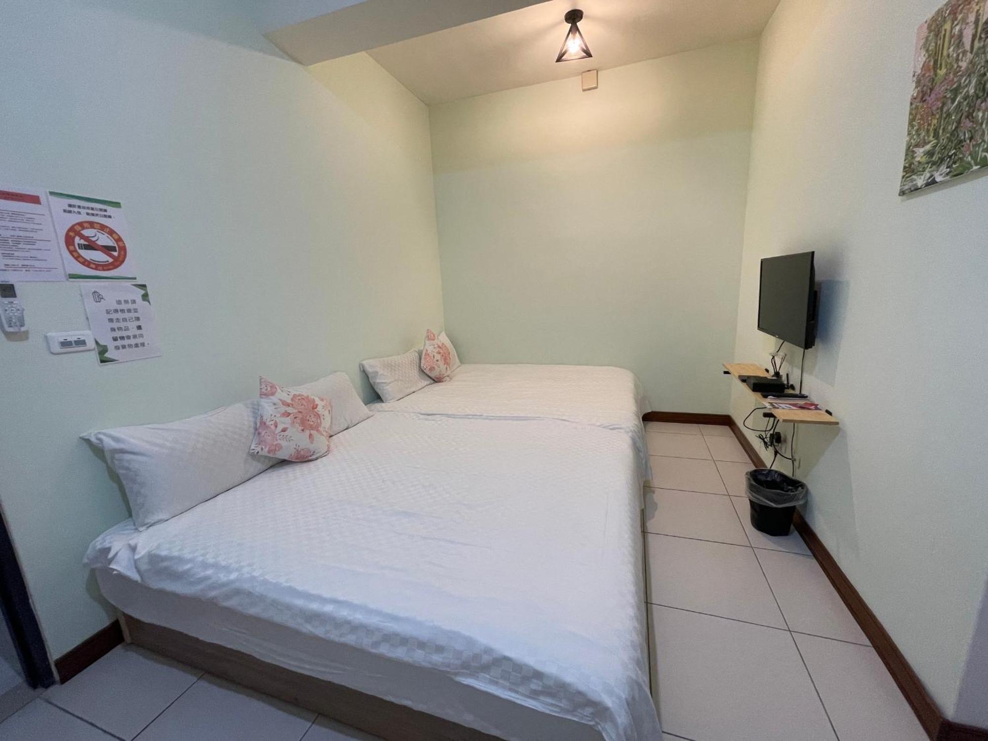 二街窩窩電梯民宿花蓮車站東出口second Street Nest Hostal Hualien Værelse billede